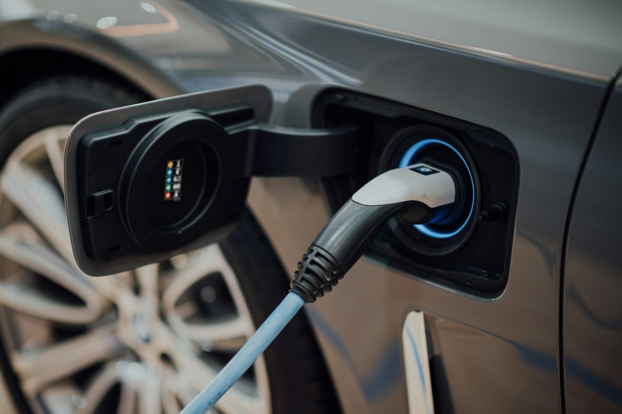 Electric vehicle connected to a charging cable